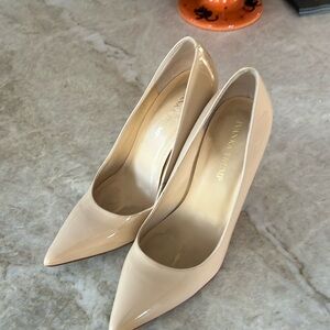 Ivanka Trump patent leather pumps